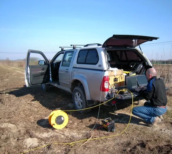 Seismic Tomography (Refraction/Reflection) in Belleville Ontario